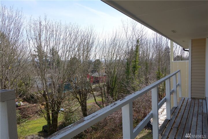 4872 29th Ave S  Seattle WA 98108 photo