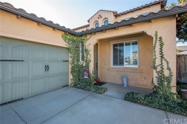 Property Photo:  740 W Della Drive  CA 93458 