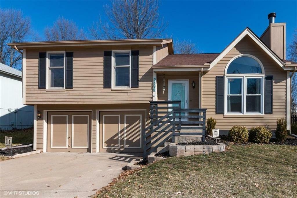 Property Photo: 9804 NW 86th Terrace MO 64153