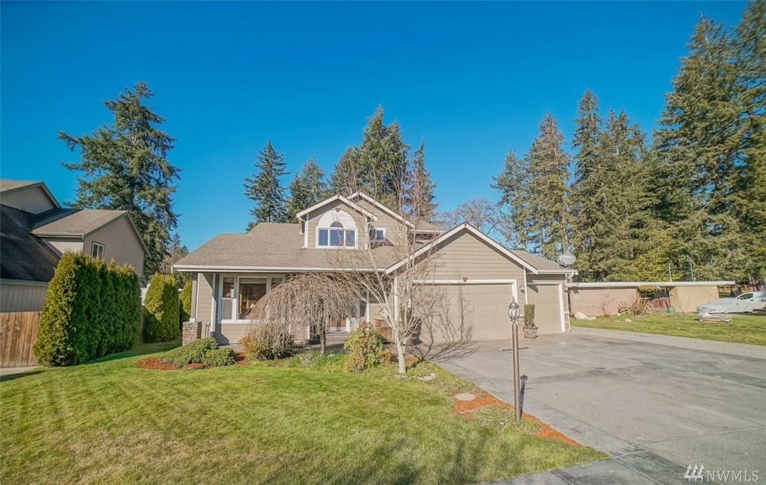 Property Photo: 2612 112th Ave E WA 98372
