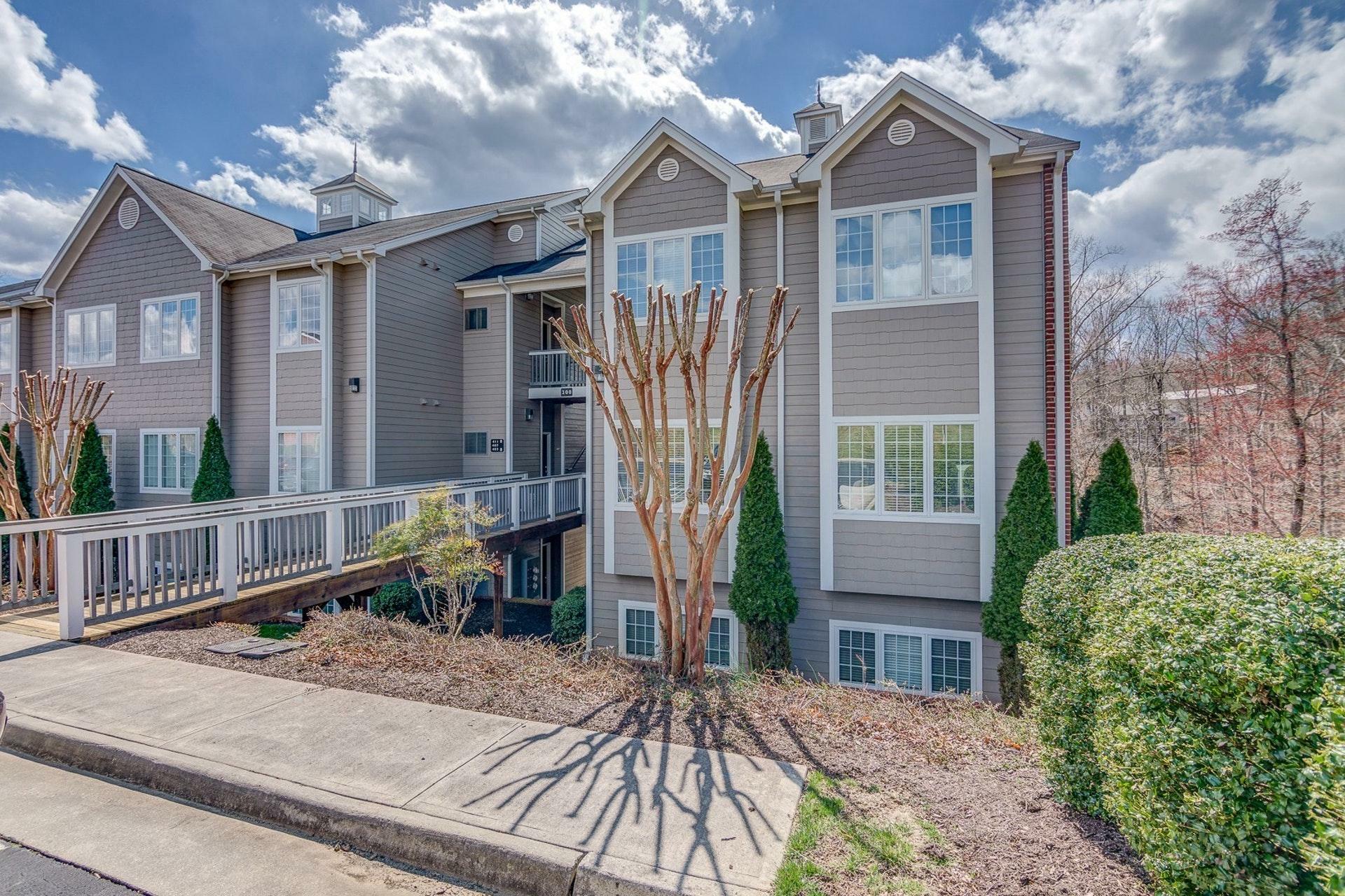 Property Photo:  300 S Pointe Shore Dr 408  VA 24121 