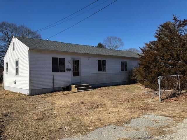 Property Photo: 8 Midway Oval CT 06340
