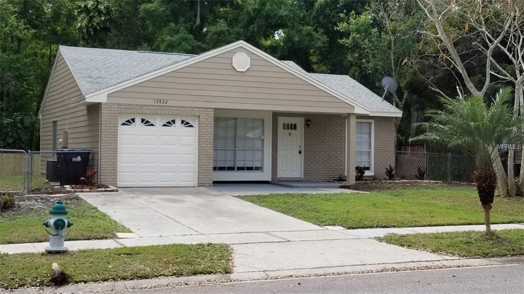 Property Photo: 13832 Fox Meadow Drive FL 32826