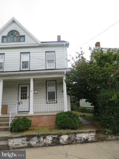 Property Photo: 32 Ridge Avenue PA 17331