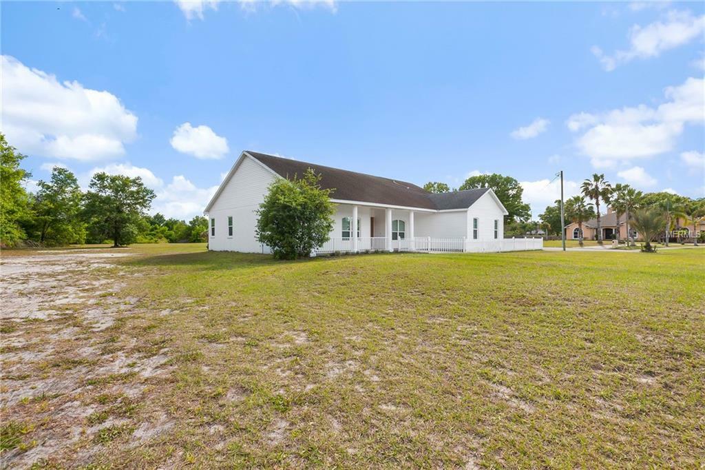 Property Photo:  11302 Burberry Court  FL 33569 