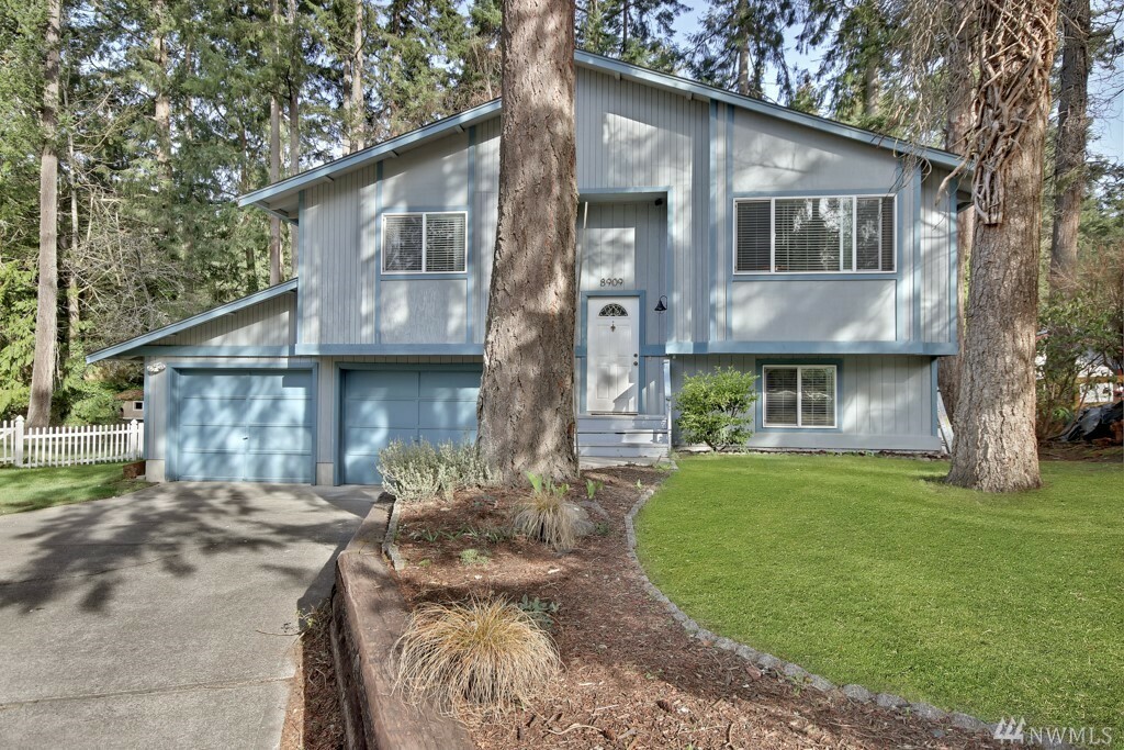 Property Photo:  8909 107th St SW  WA 98498 