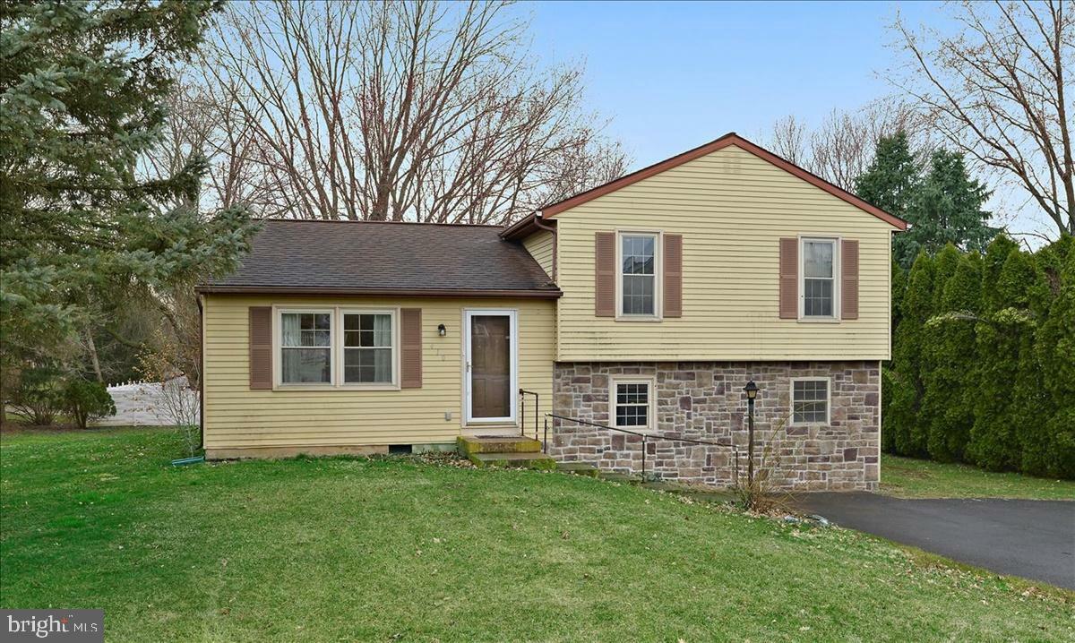 Property Photo: 410 Stony Battery Road PA 17538