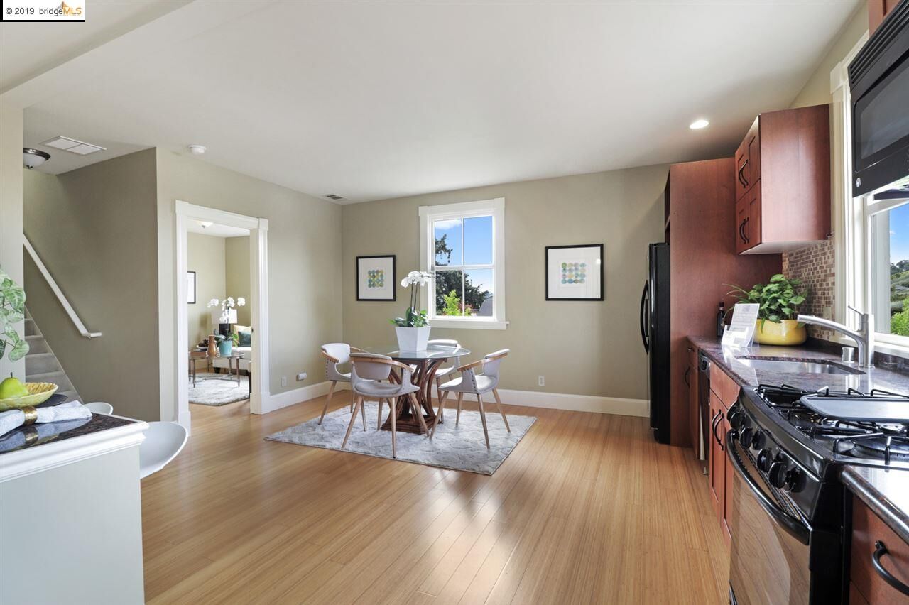 Property Photo:  3084 22nd Ave 3  CA 94602 