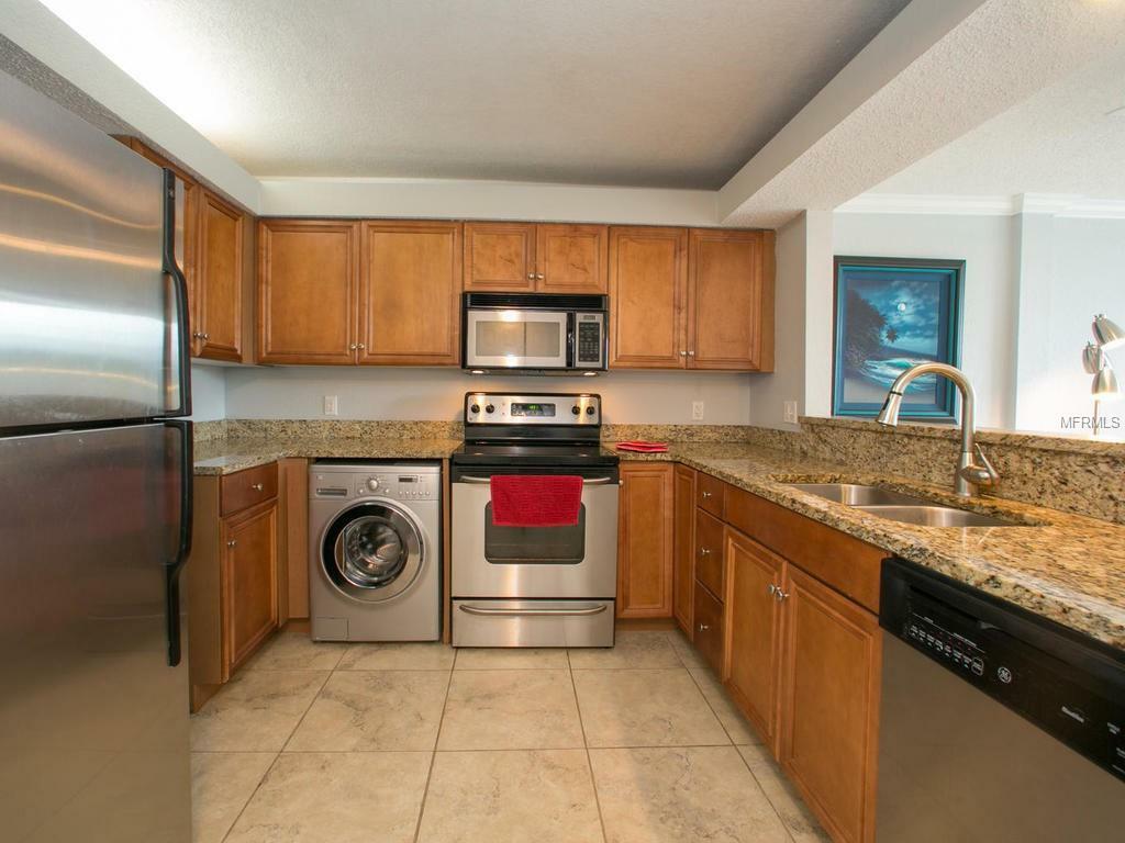 Property Photo:  2740 Coconut Bay Lane 3E  FL 34237 