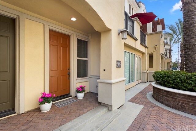 Property Photo:  305 Market Court  CA 92832 
