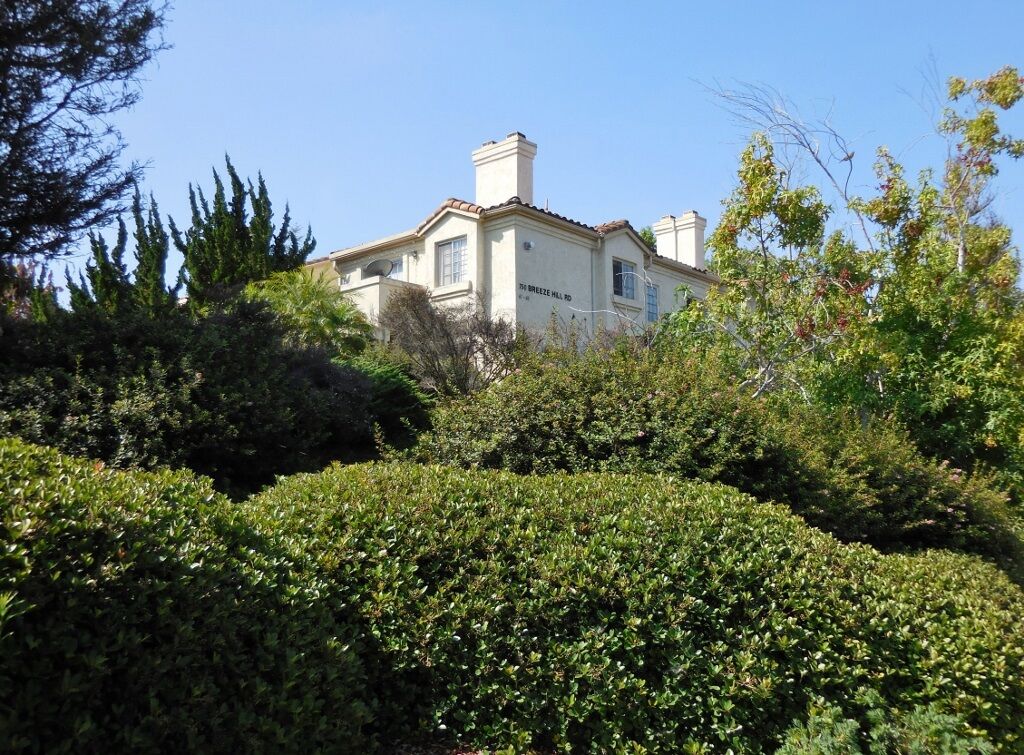 Property Photo:  750 Breeze Hill 67  CA 92081 
