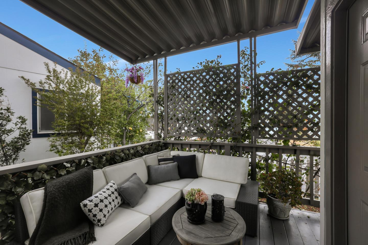 Property Photo: 1075 Space Park Way 8 CA 94043