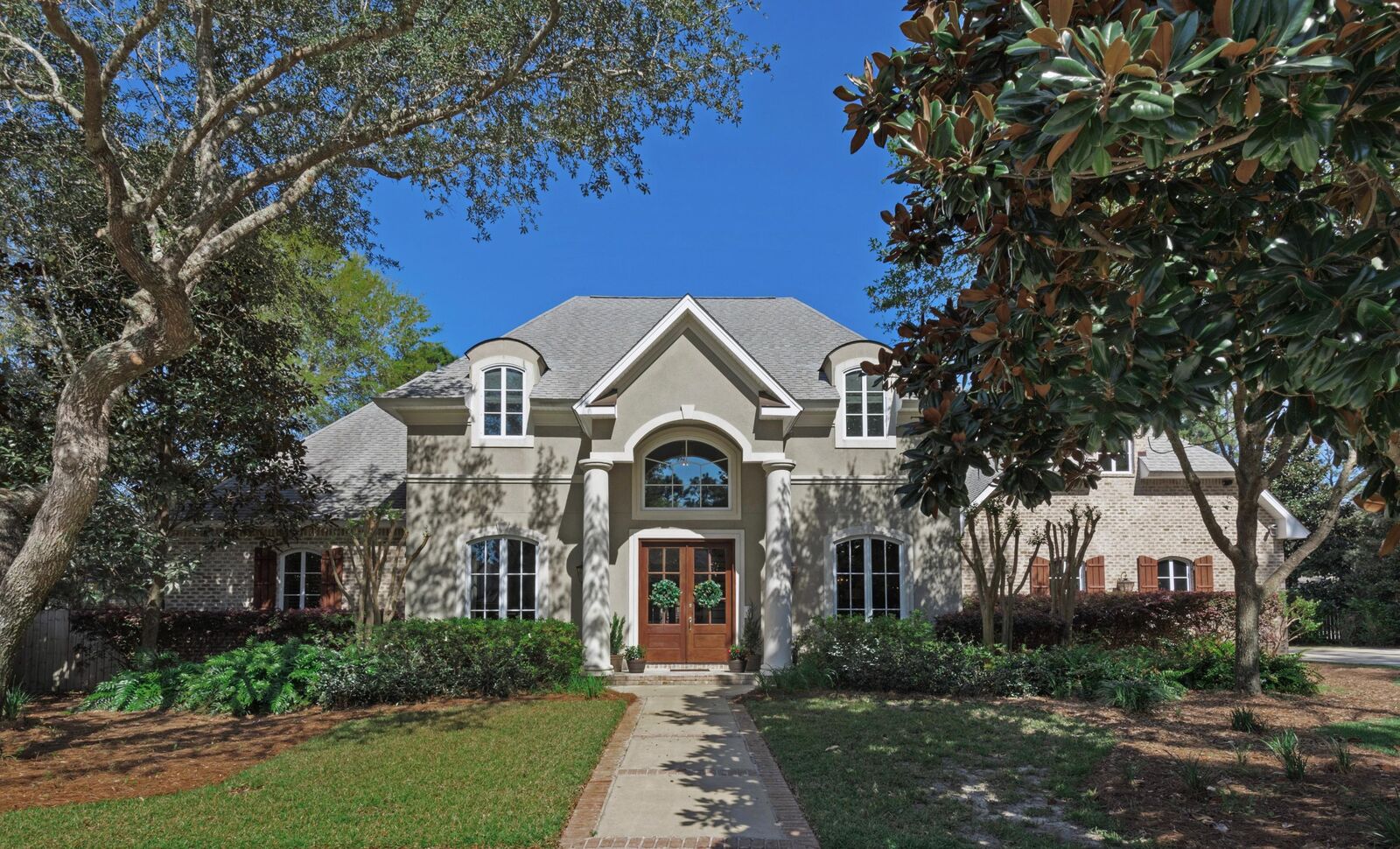 Property Photo: 1013 Crooked Creek Cove FL 32578