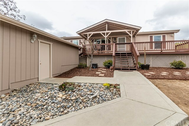 Property Photo: 4110 Quarterhorse Way CA 93446