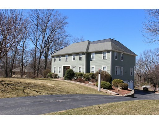 Property Photo: 4 Nashoba Dr MA 01824