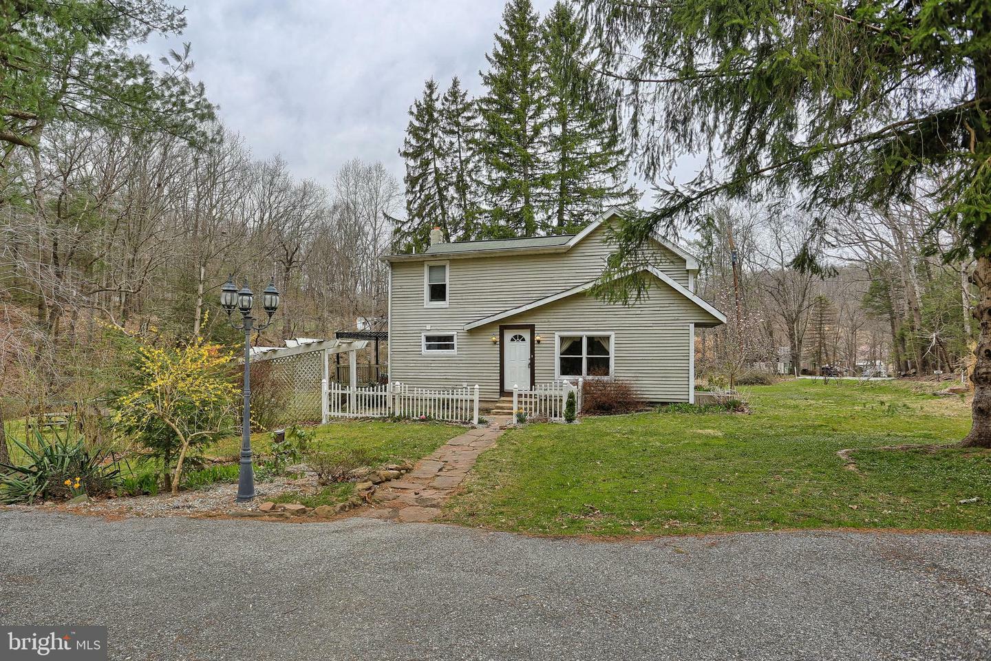 Property Photo:  6050 Lewisberry Road  PA 17315 