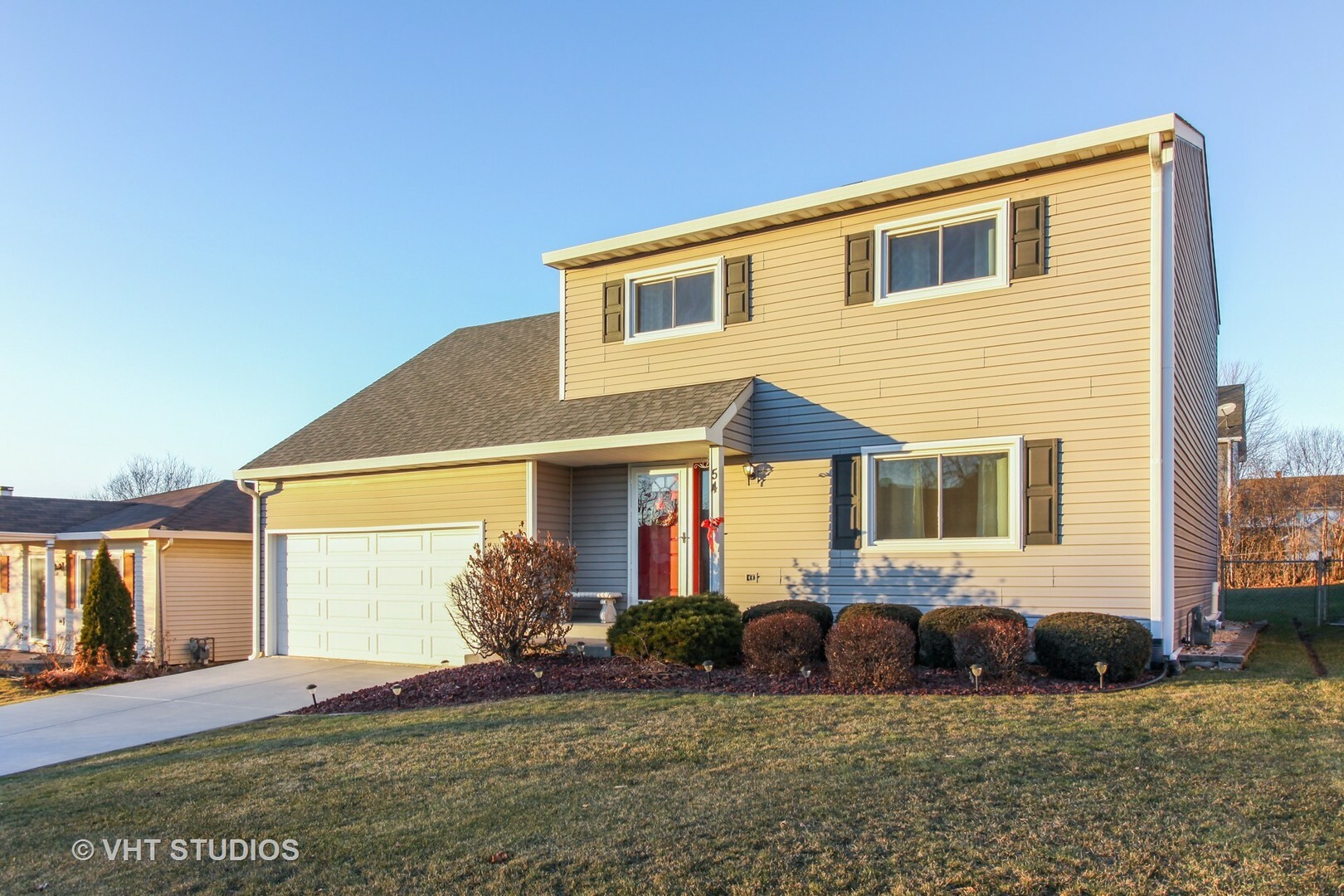 Property Photo: 54 West 18th Street IL 60148