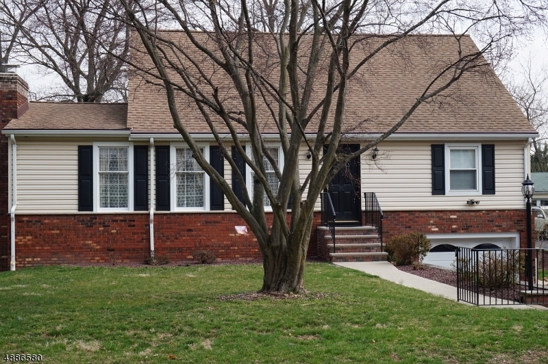 Property Photo:  68 Summit Ave  NJ 07927 