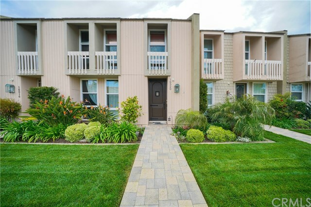 Property Photo:  16520 Harbour Lane 6  CA 92649 