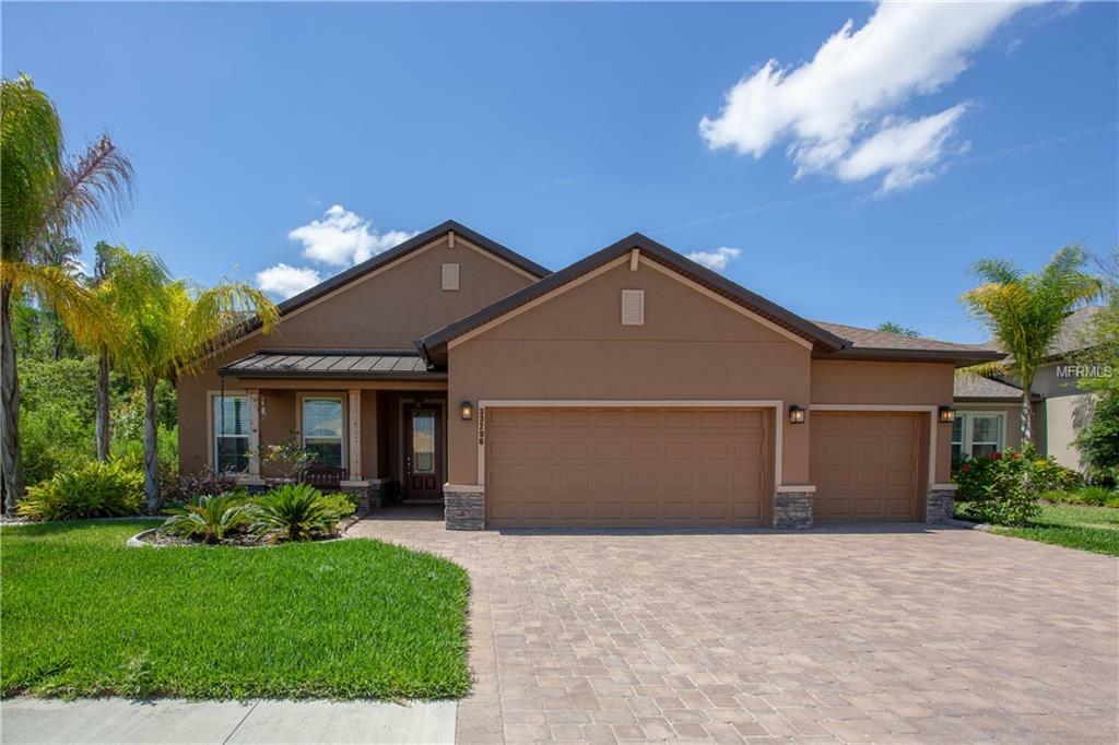 Property Photo: 33296 Chasewood Circle FL 33545