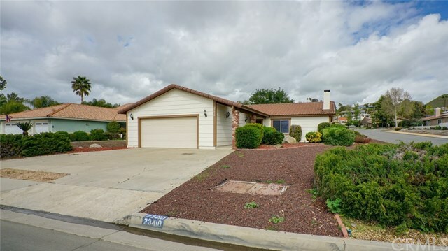 Property Photo:  23410 Canyon Lake Drive N  CA 92587 