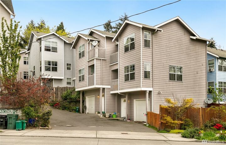 Property Photo:  1766 N Northgate Way G  WA 98133 