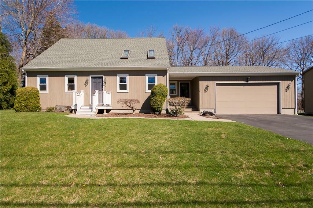 Property Photo:  39 Brooks Farm Dr  RI 02809 