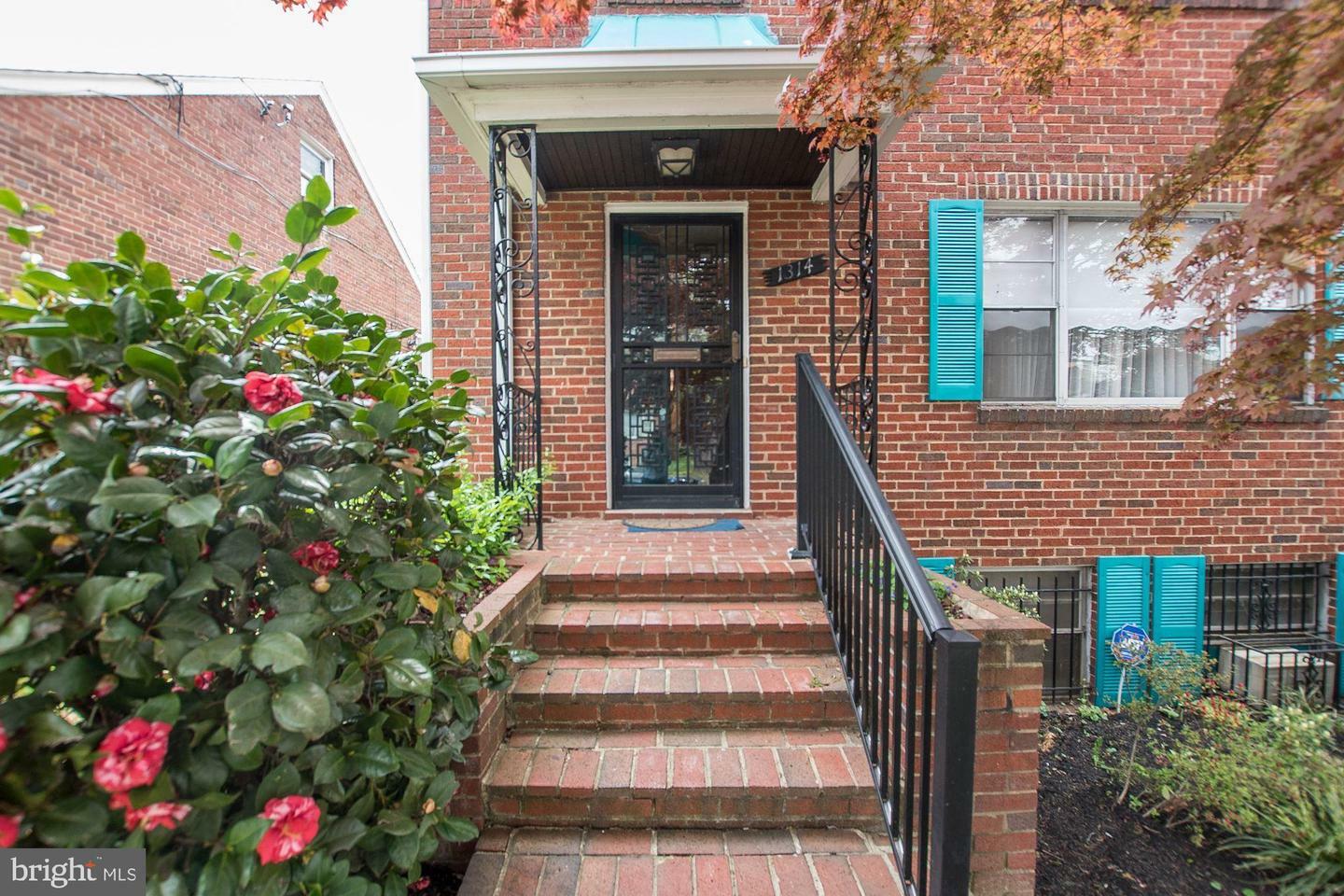 Property Photo:  1314 Roxanna Road NW  DC 20012 