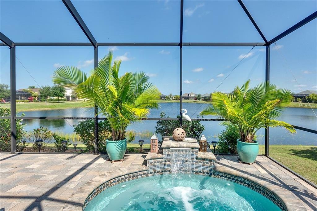 Property Photo: 11889 Forest Park Circle FL 34211