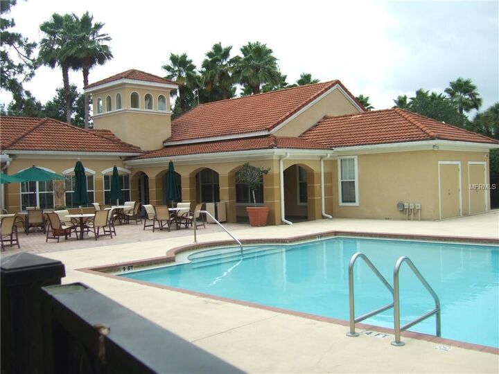 Property Photo:  18001 Richmond Place Drive 826  FL 33647 