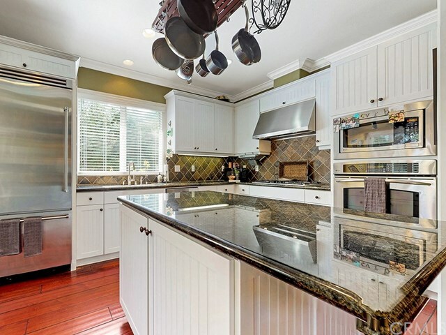 Property Photo:  920 Isabella Way  CA 93405 