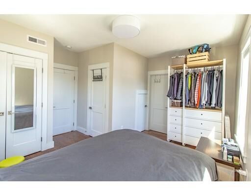 Property Photo:  19 Clarendon Ave 2  MA 02144 