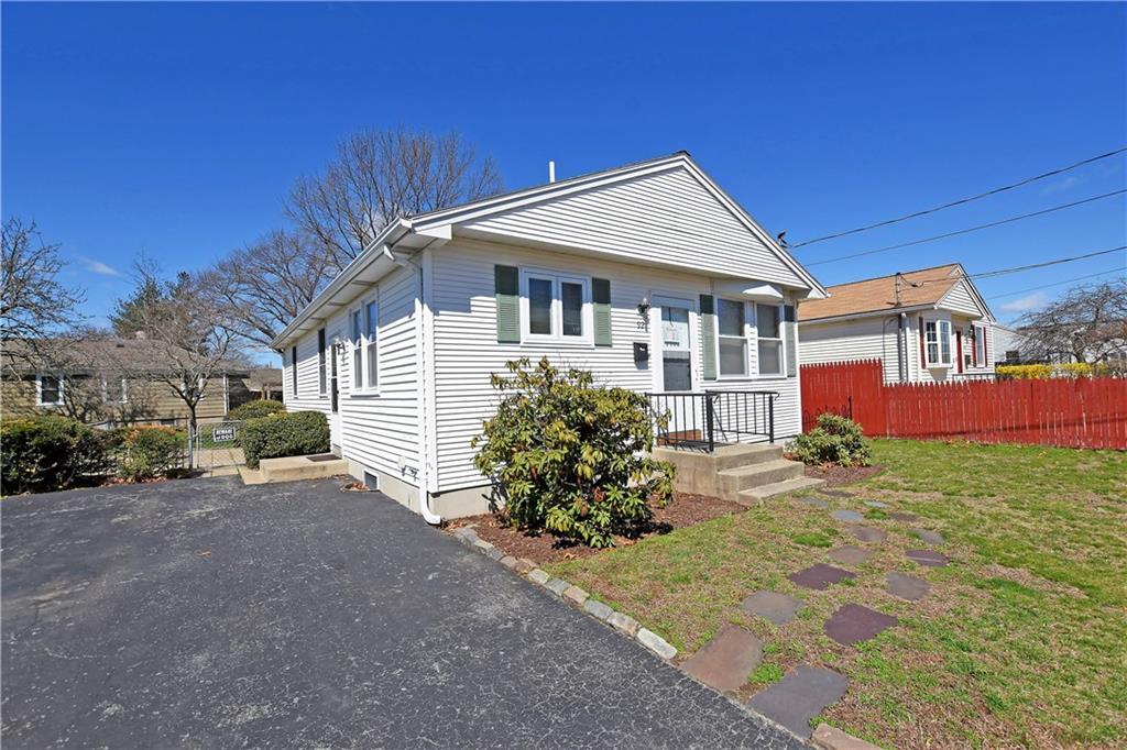 Property Photo: 92 Rosella Av RI 02861