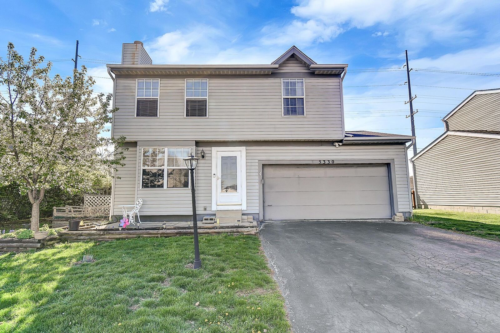 Property Photo:  5330 Granite Drive  OH 43026 