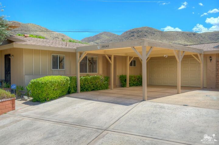 39048 Robert Circle  Cathedral City CA 92234 photo