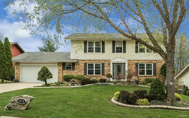 Property Photo: 3074 Winding River 63303