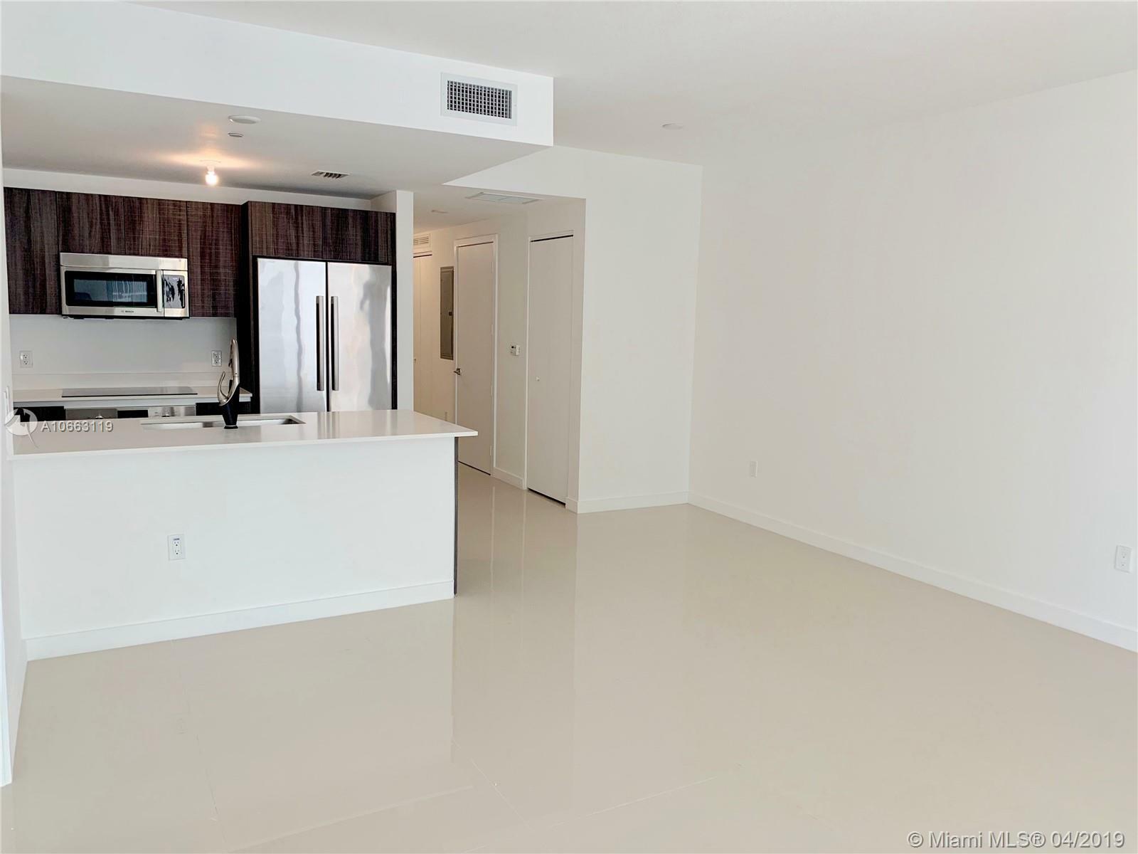 Property Photo:  488 NE 18th St 3004  FL 33132 