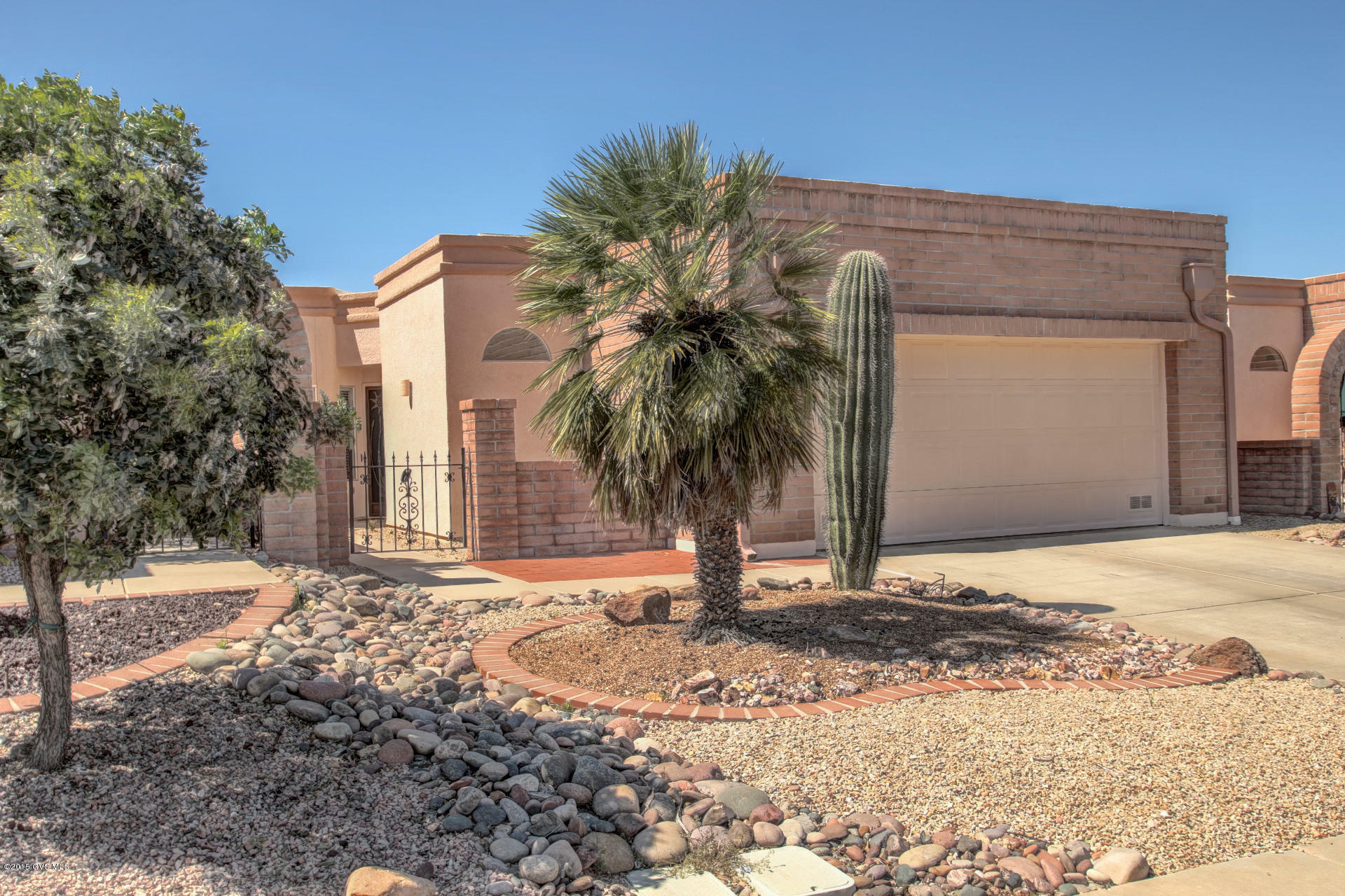 Property Photo:  1519 W Vuelta Salvatierra  AZ 85622 