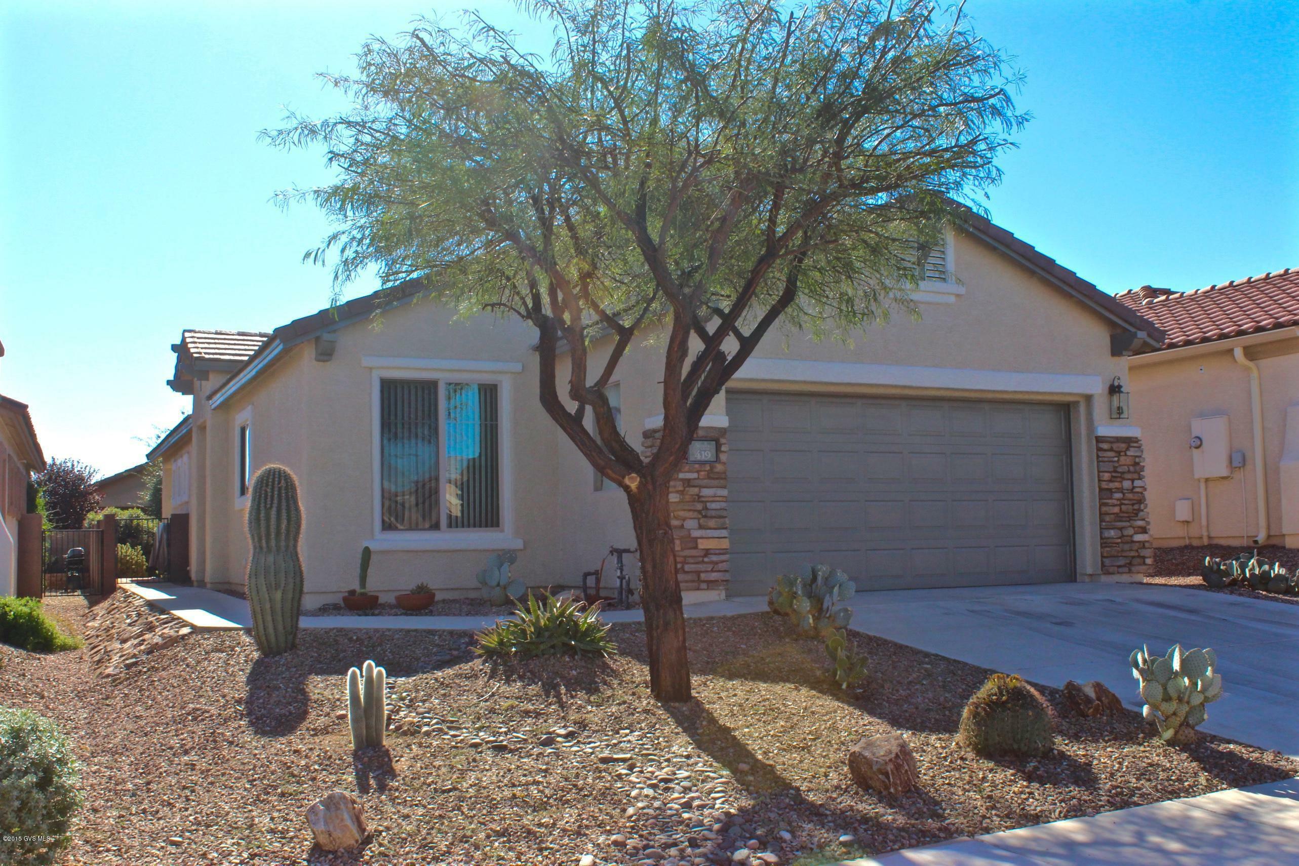 Property Photo:  419 W Calle Del Estribo  AZ 85629 