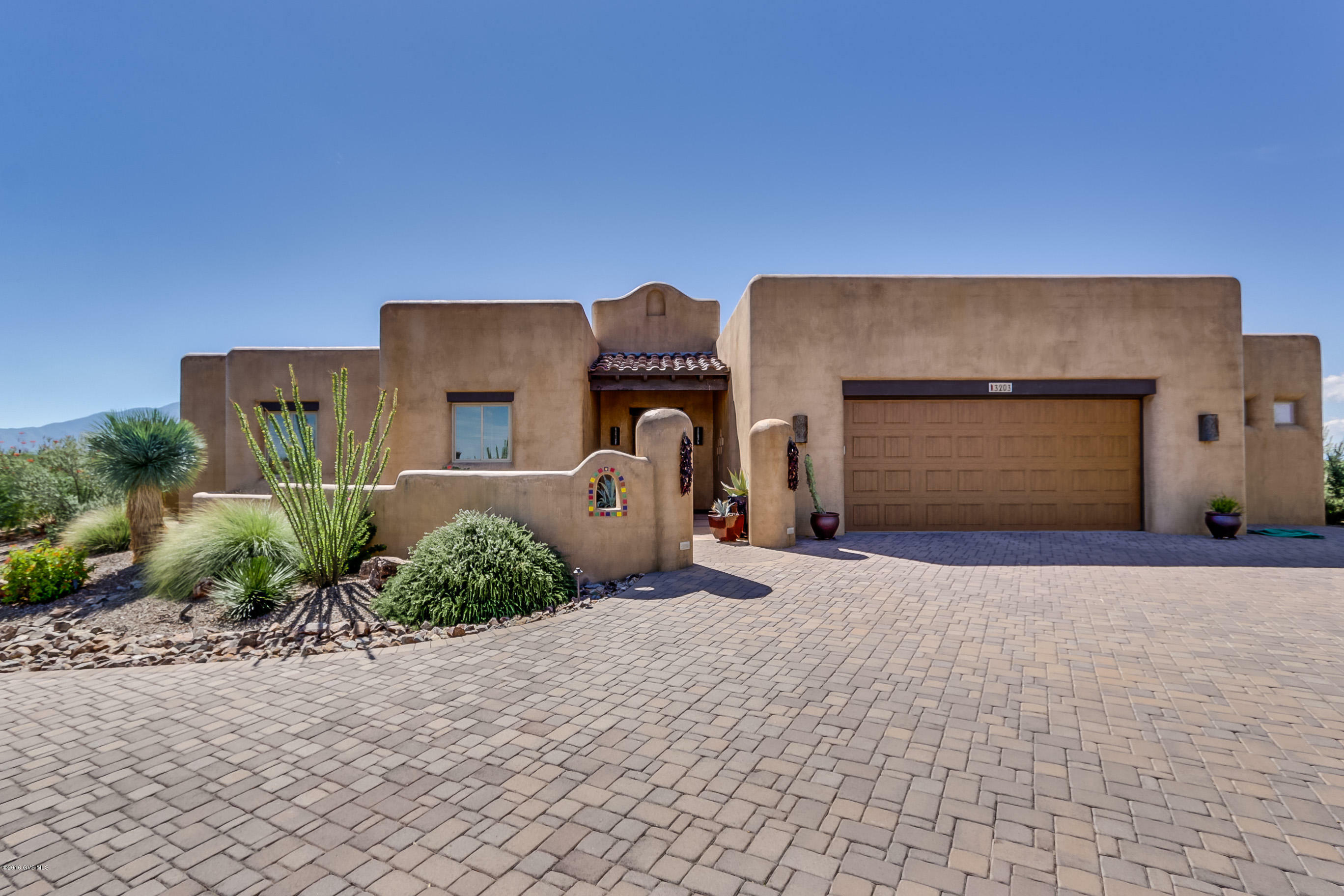 Property Photo:  3203 S Corte Amarilla  AZ 85614 