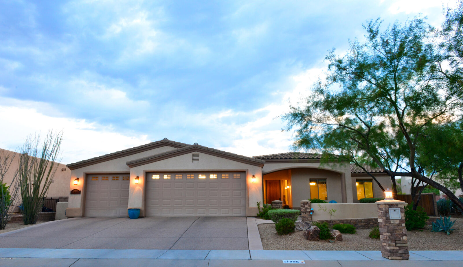 Property Photo: 17898 S Camino De Loreto AZ 85629