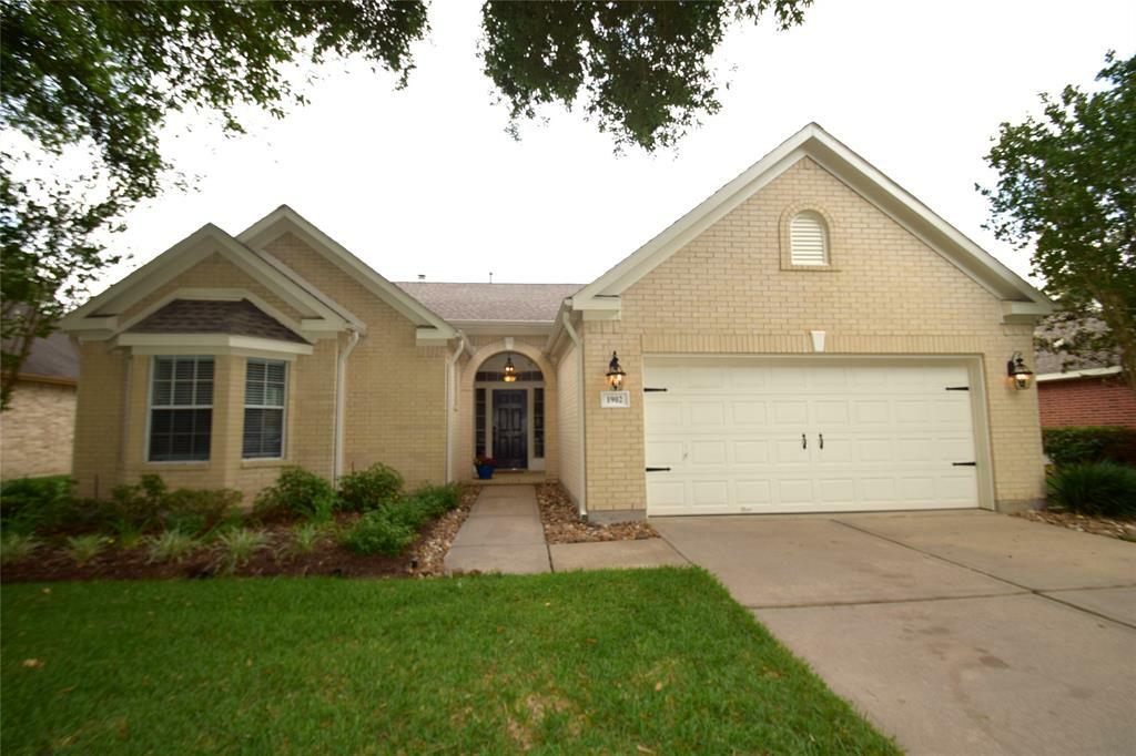 Property Photo: 1902 Ash Forest Drive TX 77450