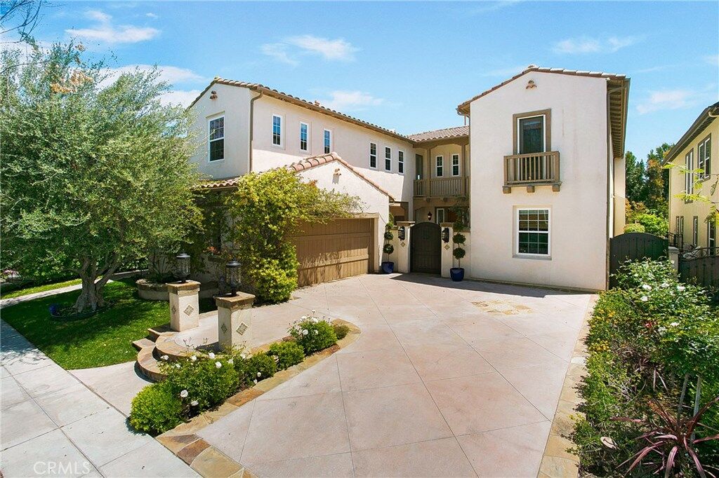 Property Photo:  38 Hallcrest Drive  CA 92694 