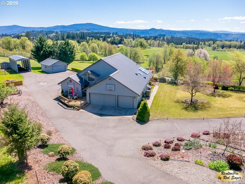 Property Photo:  2607 SE 396th Ave  WA 98671 