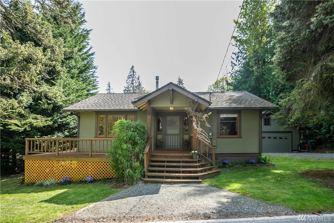 Property Photo:  1106 Lakeview  WA 98229 