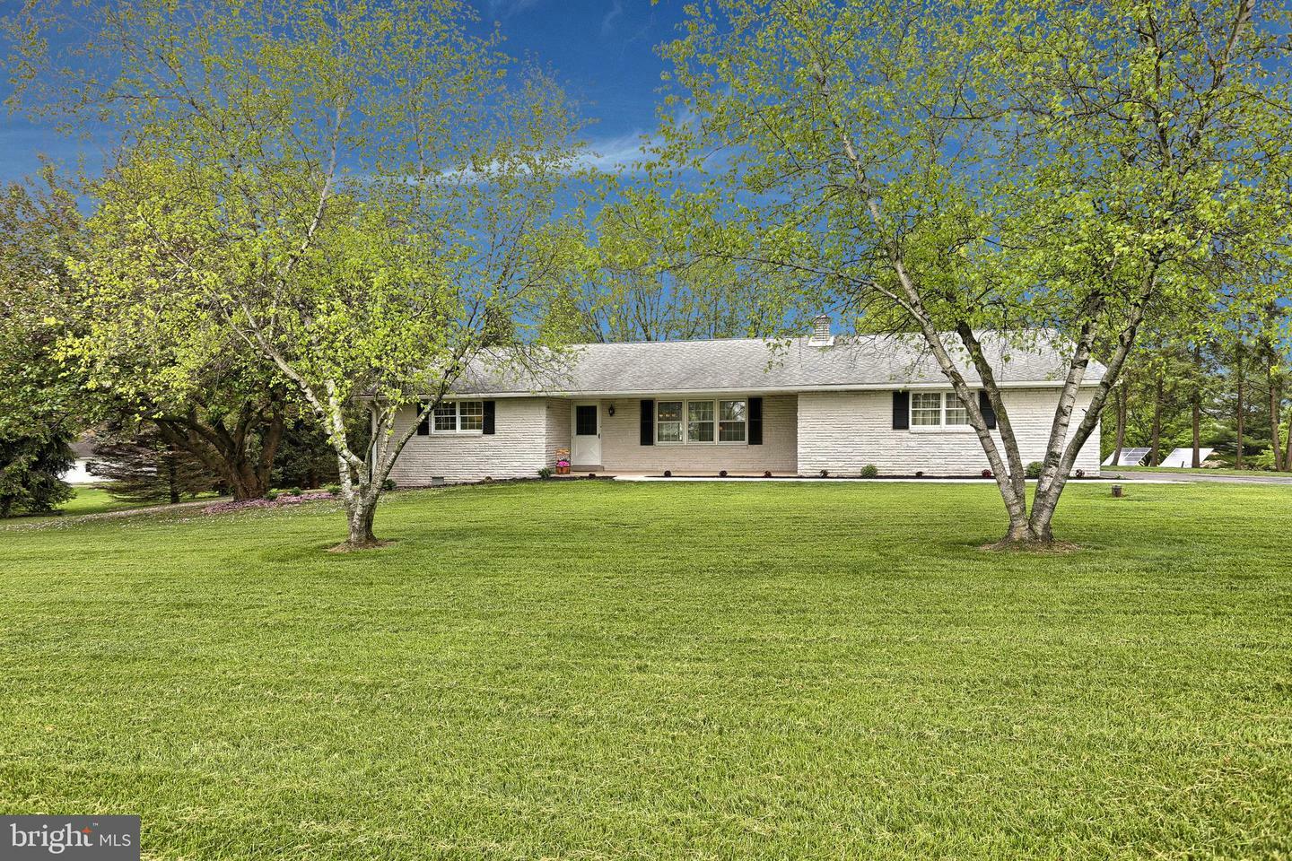 Property Photo:  201 Reist Road  PA 17042 