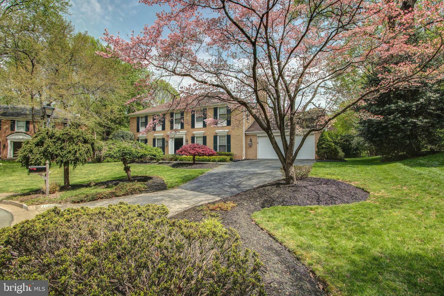 Property Photo:  11031 Earlsgate Lane  MD 20852 