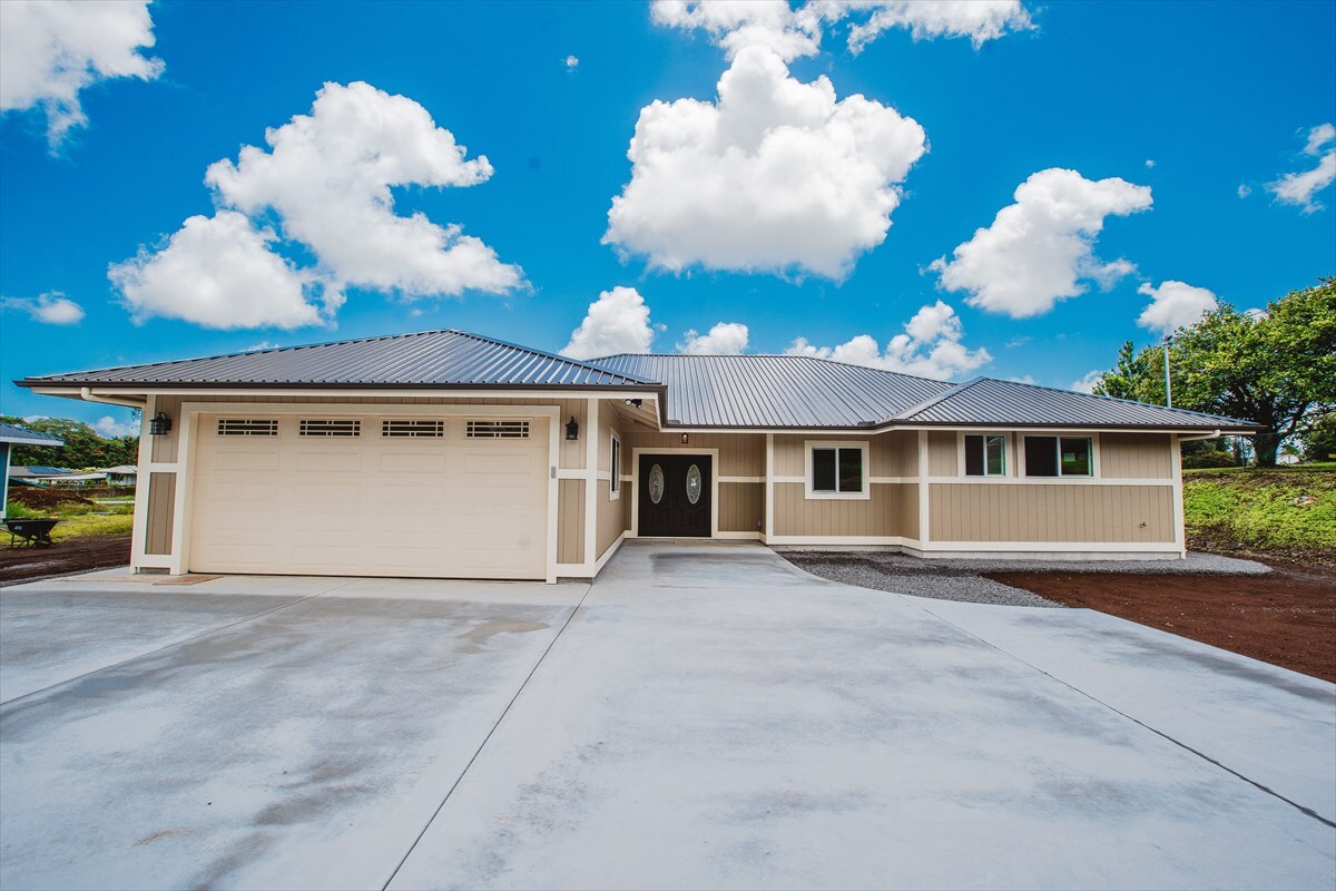 Property Photo:  131 Kehaulani St  HI 96720 