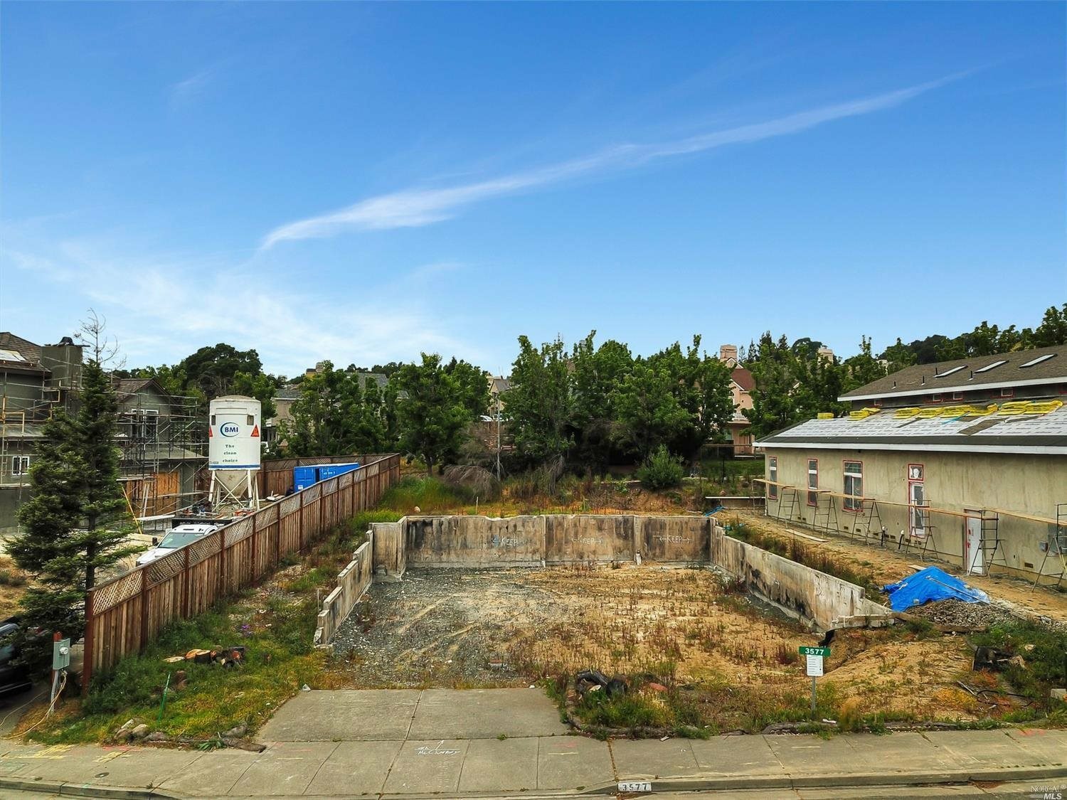 Property Photo: 3577 Alkirst Court CA 95403