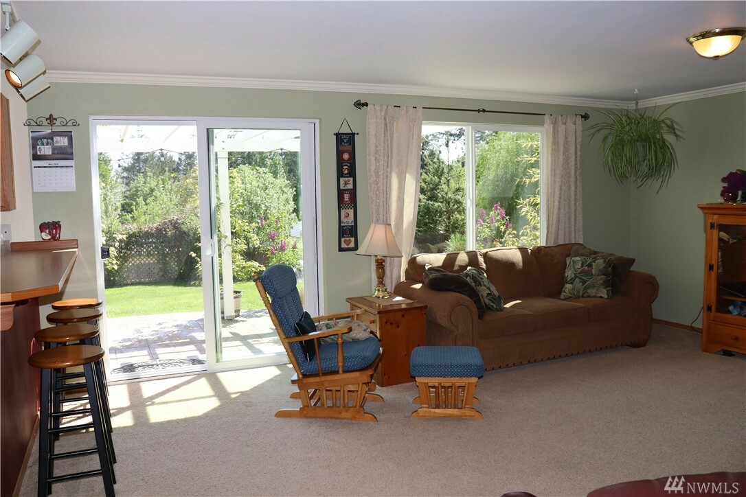 Property Photo: 361 N North Hill Rd WA 98548